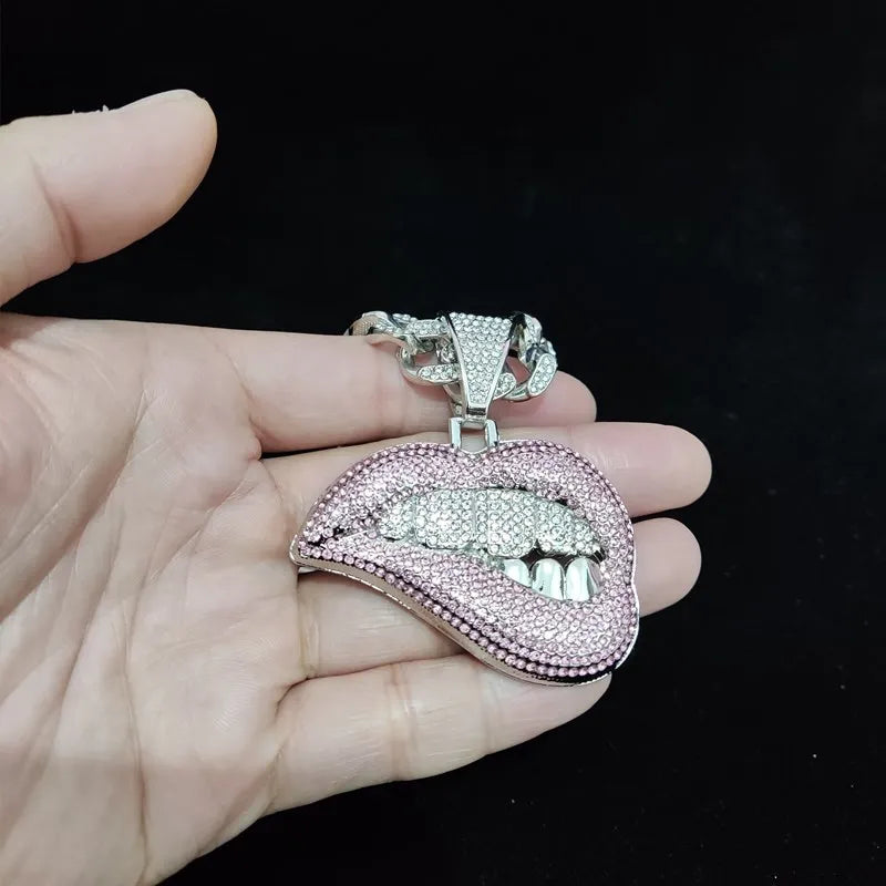 Men Women Hip Hop Bite Lip Shape Pendant Necklace with 13mm Crystal Cuban Chain Iced Out Bling HipHop Necklaces Fashion Jewelry