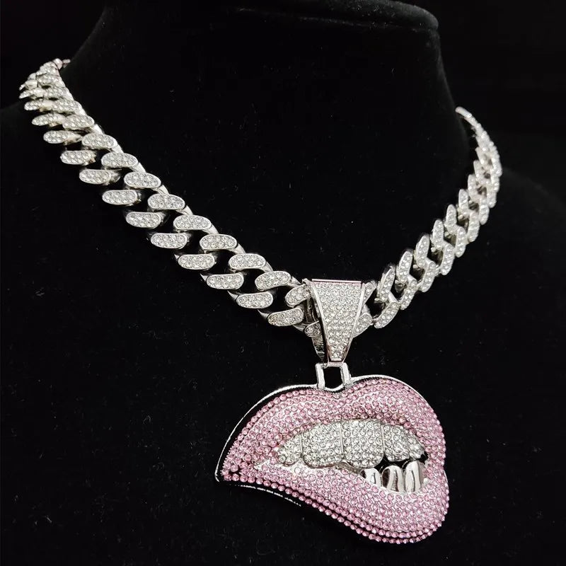 Men Women Hip Hop Bite Lip Shape Pendant Necklace with 13mm Crystal Cuban Chain Iced Out Bling HipHop Necklaces Fashion Jewelry
