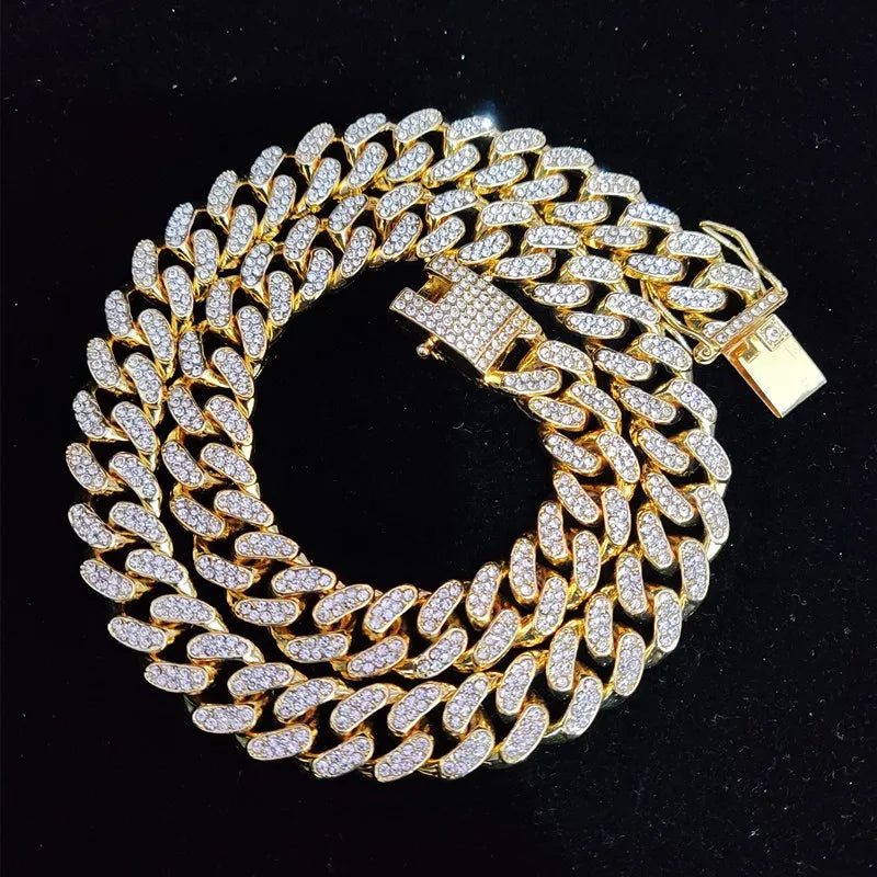 Men Women Hip Hop Bite Lip Shape Pendant Necklace with 13mm Crystal Cuban Chain Iced Out Bling HipHop Necklaces Fashion Jewelry