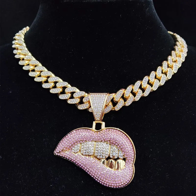 Men Women Hip Hop Bite Lip Shape Pendant Necklace with 13mm Crystal Cuban Chain Iced Out Bling HipHop Necklaces Fashion Jewelry