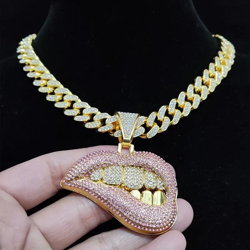 Men Women Hip Hop Bite Lip Shape Pendant Necklace with 13mm Crystal Cuban Chain Iced Out Bling HipHop Necklaces Fashion Jewelry