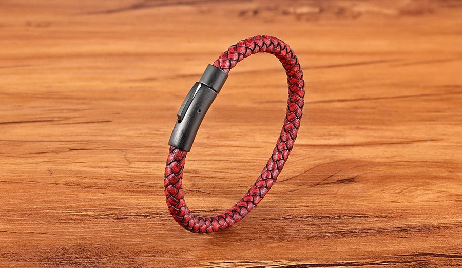 XQNI New Classic Style Men Leather Bracelet Simple Black Stainless Steel Button Neutral Accessories Hand-woven Jewelry Gifts