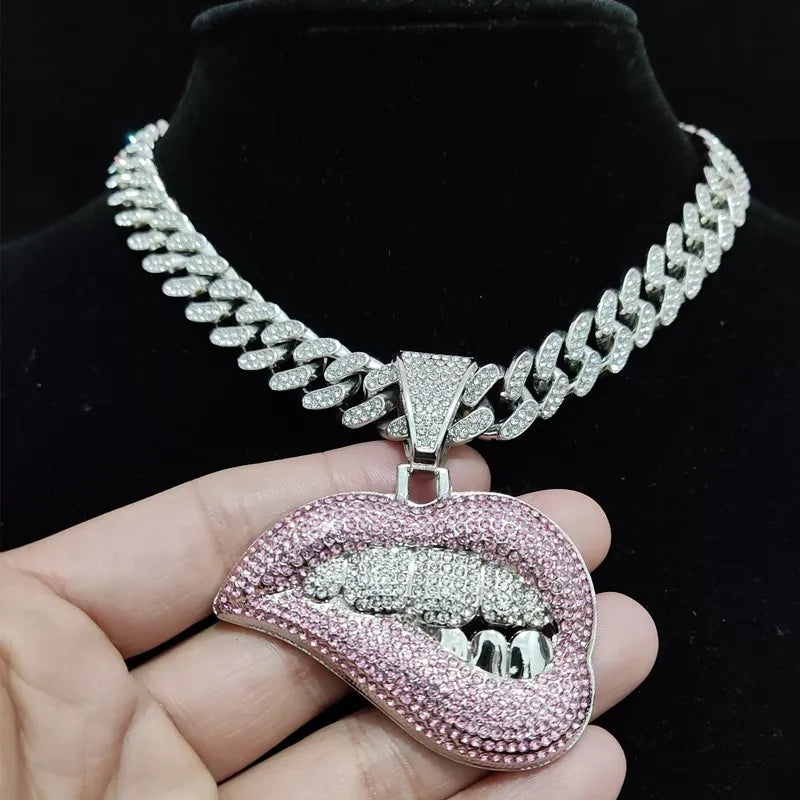 Men Women Hip Hop Bite Lip Shape Pendant Necklace with 13mm Crystal Cuban Chain Iced Out Bling HipHop Necklaces Fashion Jewelry