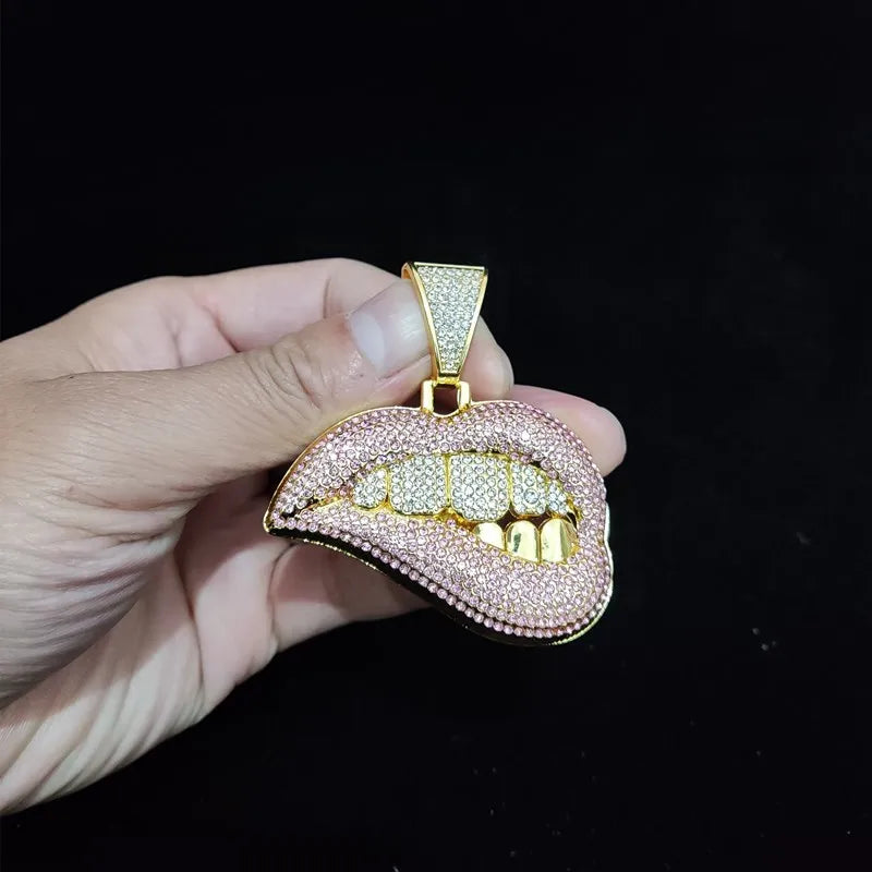 Men Women Hip Hop Bite Lip Shape Pendant Necklace with 13mm Crystal Cuban Chain Iced Out Bling HipHop Necklaces Fashion Jewelry