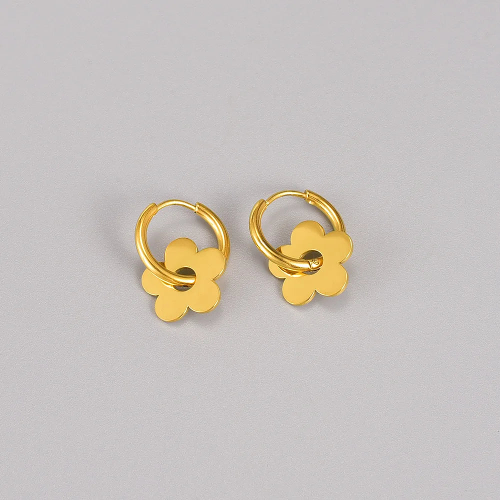 E114 European and American style Christmas cute flower earrings, stainless steel plated with 18K real gold, popular earring manu