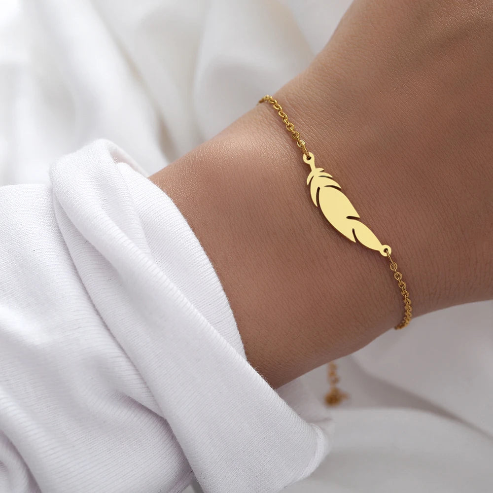 Stainless Steel Bracelets Classic Simple Feather Design Pendant Chains Fashion Charms Bracelet For Women Jewelry Party Male Gift