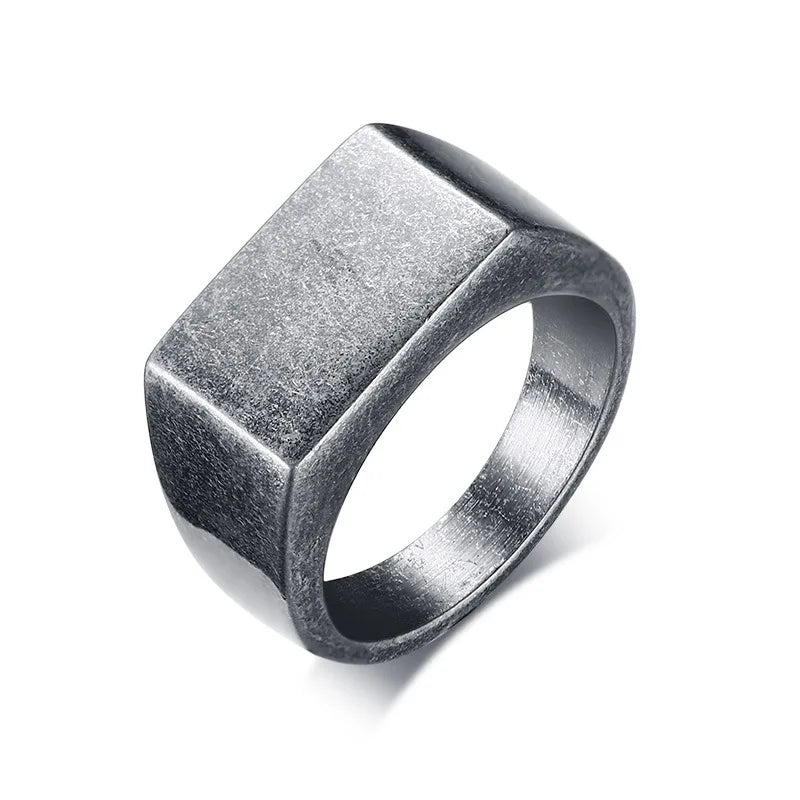 VQYSKO Signet Rings for Men Women Solid Polished Stainless Steel Biker Ring for Men Ideal Gift for Dad & Boyfriend
