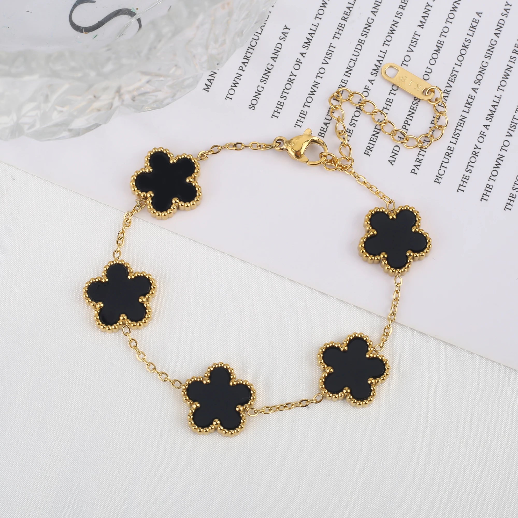 Hot Sale Stainless Steel Plum Blossom Gold Plated Bracelet High Quality Five Leaf Flower Jewelry Simple For Woman Gift Clover