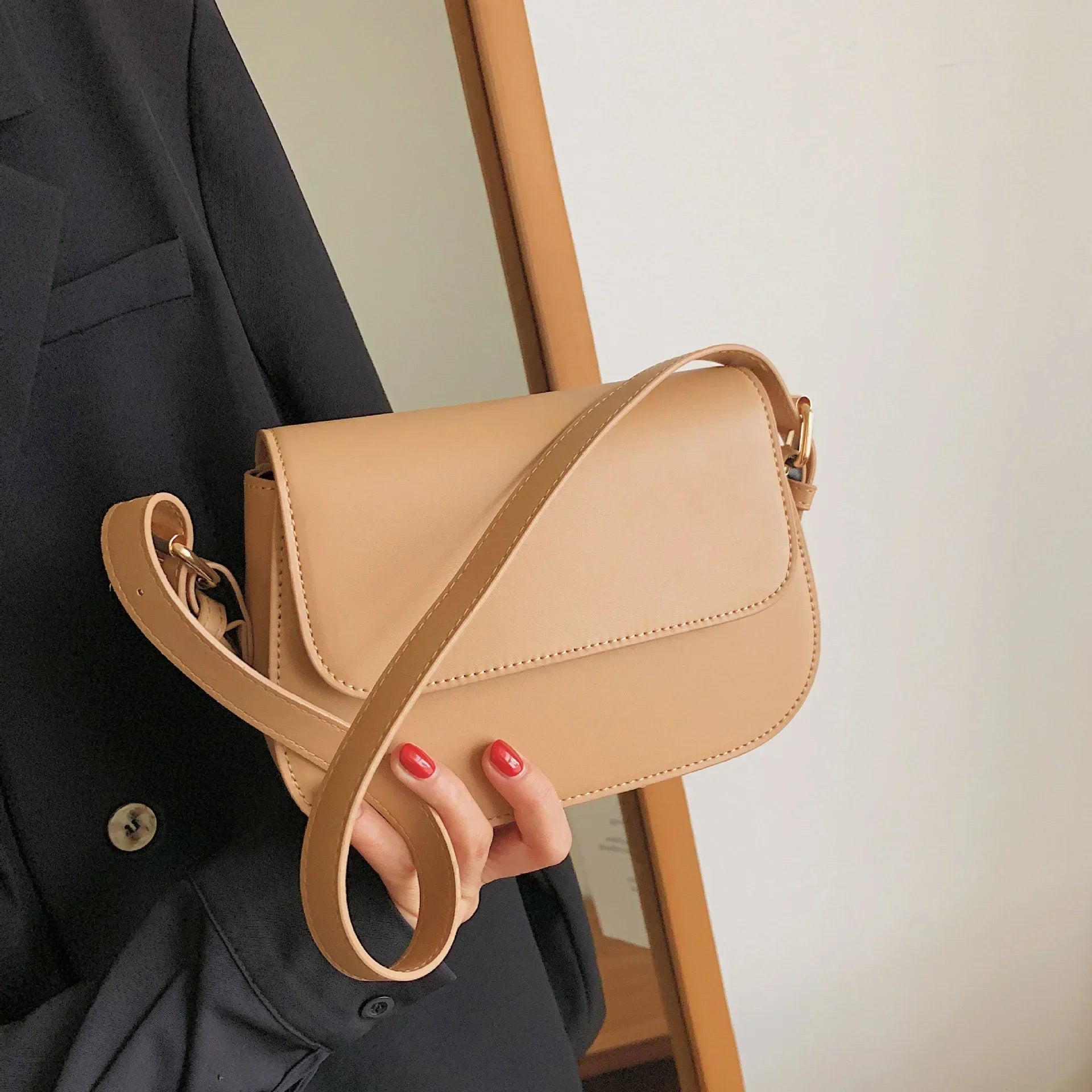 Advanced Texture Retro Small Saddle Bag Women 2025 New Popular All-Match Messenger Bag Fashion Underarm Bags Square Sling Bag