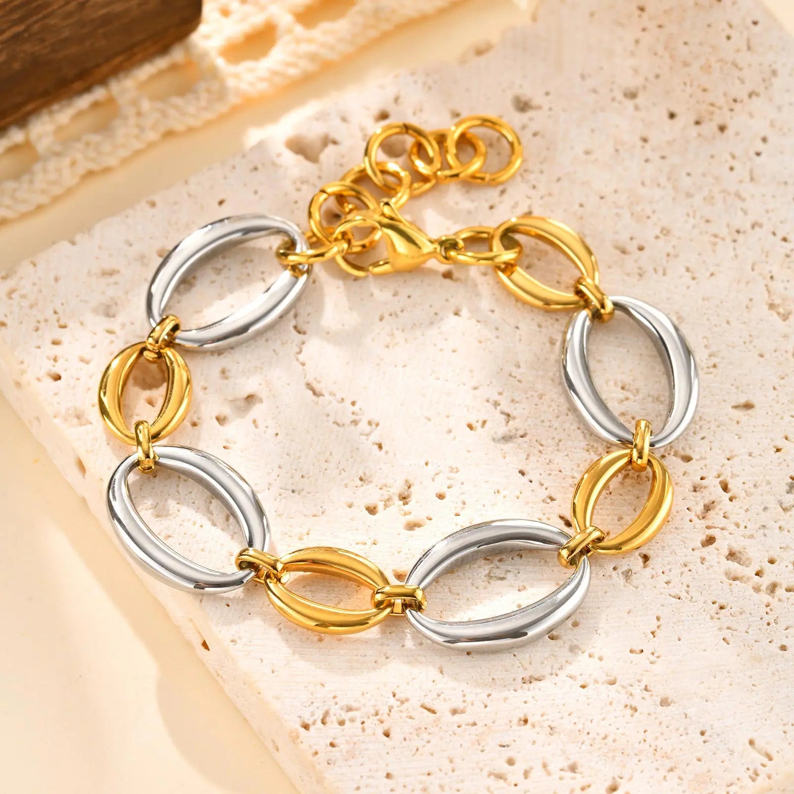 Minimalist Handmade Chain Bracelet for Women,Stainless Steel Oval Bracelets,Trendy Waterproof Jewelry Gift