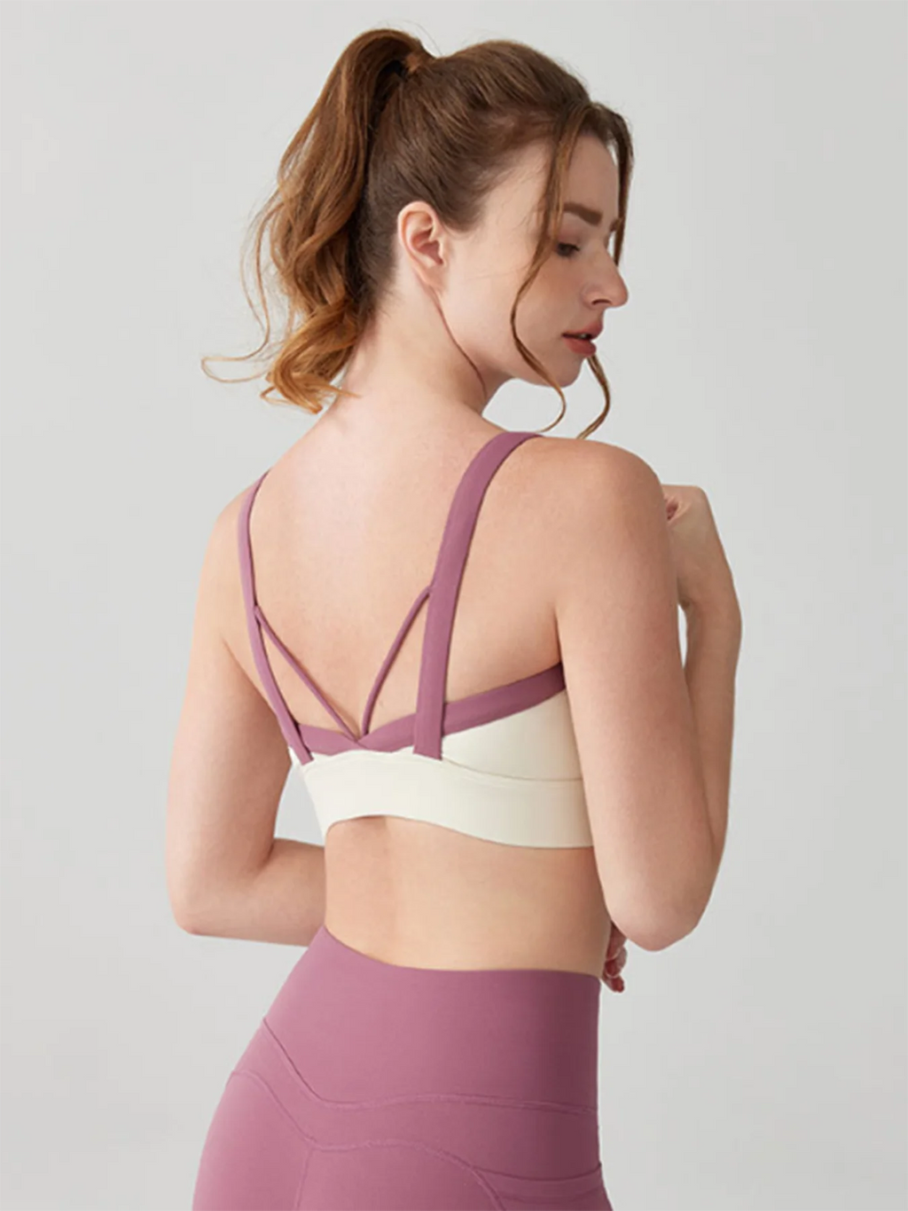 High Intensity Color Blocking Cross Back Integrated Yoga Set 2PCS Sports Underwear High Waist and Hip Lifting Fitness Leggings