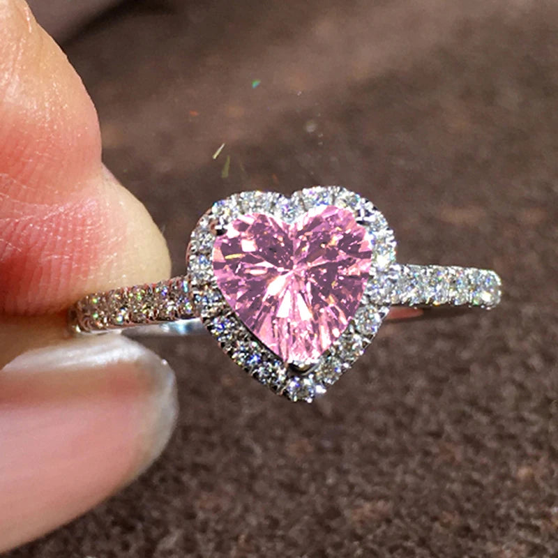 Huitan Luxury Heart Zirconia Finger Ring Female Wedding Band Multiple Colors Crystal Stone Accessories Lady Engagement Jewelry