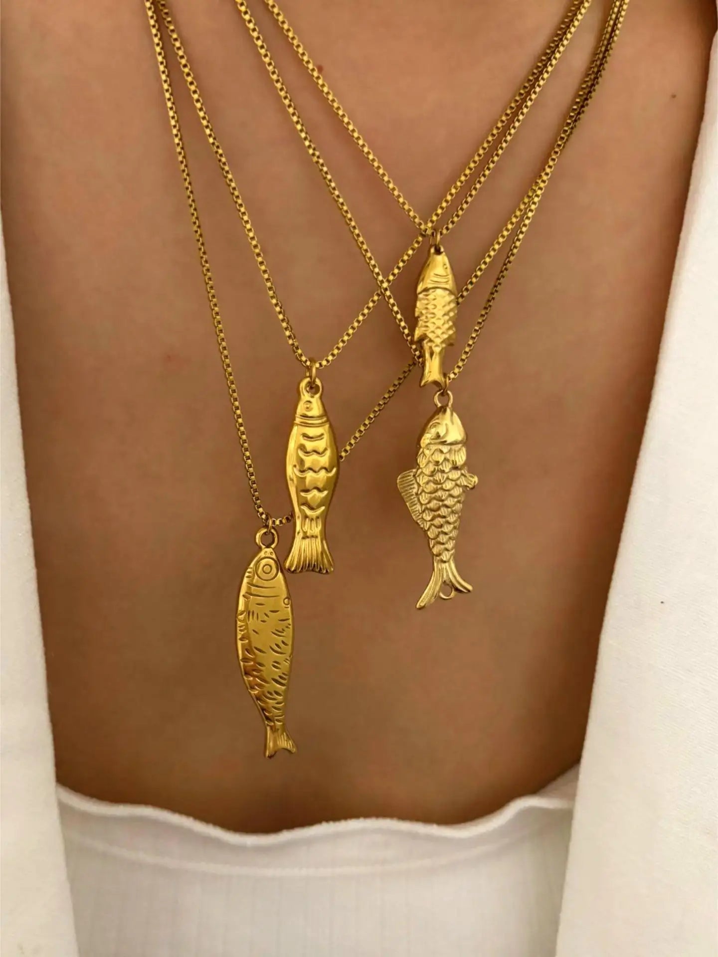 1/2pcs/Lot Cute Stainless Steel Gold Plated Small Fish Pendant Necklace for Women New Waterproof Beach Party Jewelry Summer Gift
