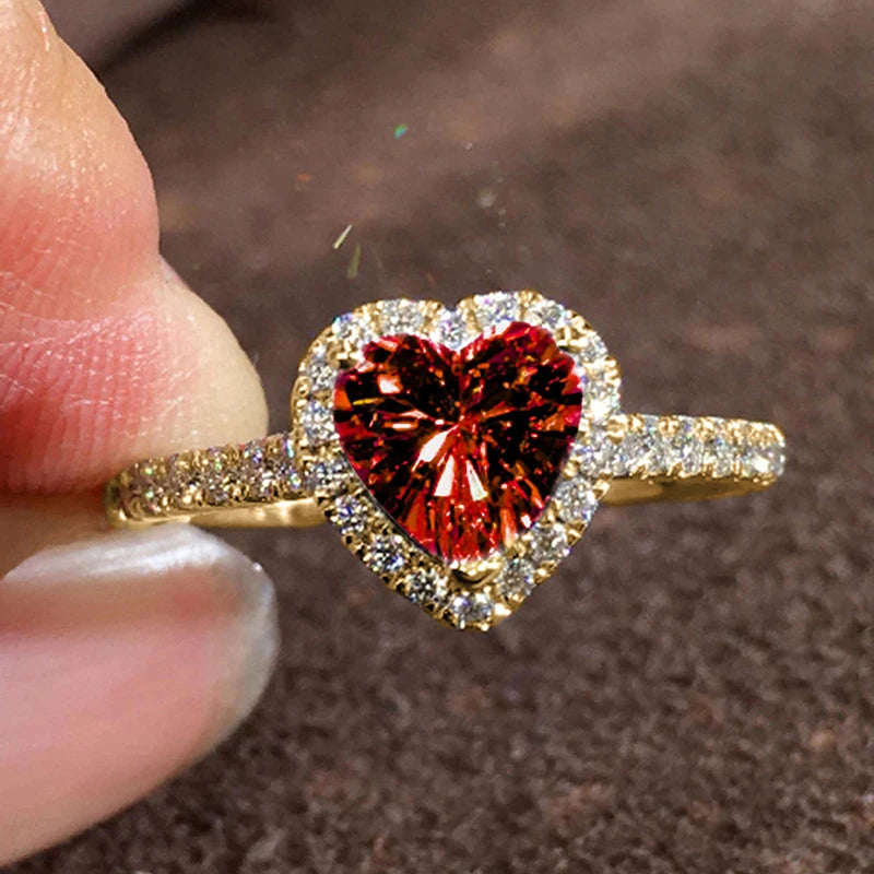 Huitan Luxury Heart Zirconia Finger Ring Female Wedding Band Multiple Colors Crystal Stone Accessories Lady Engagement Jewelry