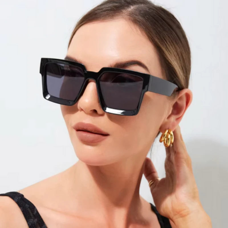 Vintage Square Fishing Sunglasses - Retro Unisex UV400 Black Eyewear