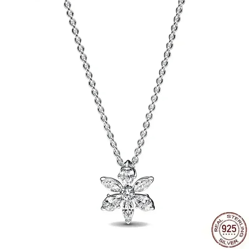 Christmas Birthday Surprise Gifts 925 Sterling Silver Exquisite Shiny Round Heart-shaped Necklace Classic Charm Women's Jewelry