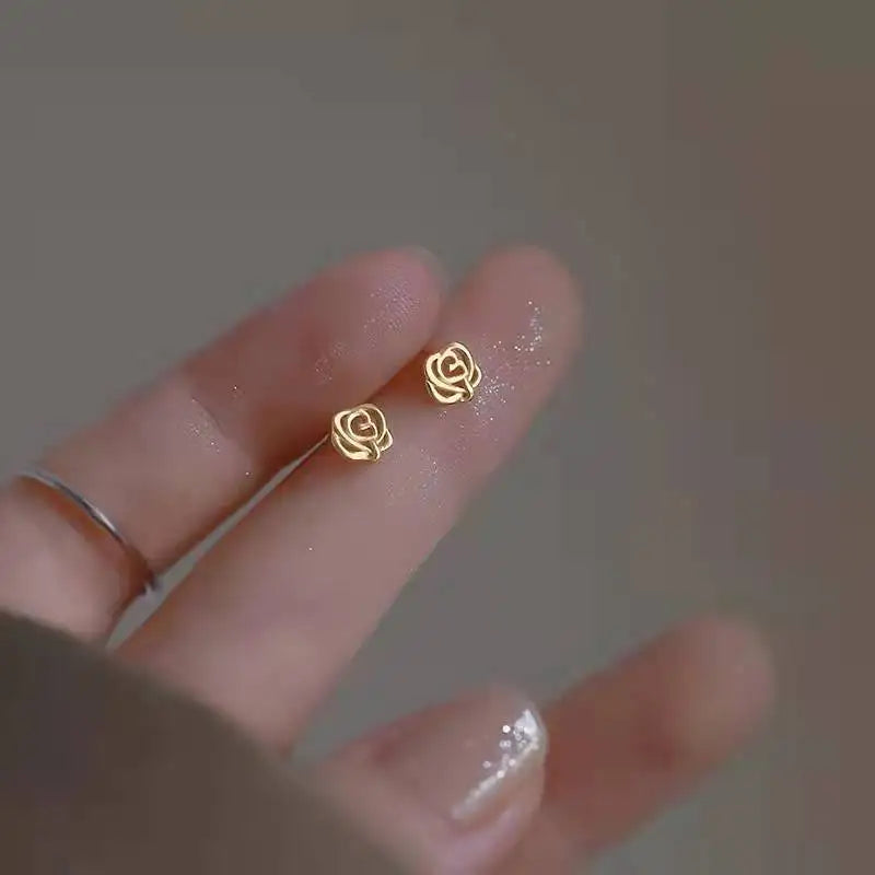 silver-plate Gold Color Mini Small Butterfly Heart Stud Earring For Women Cartilage Helix Tragus Ear Piercing Jewelry Gift