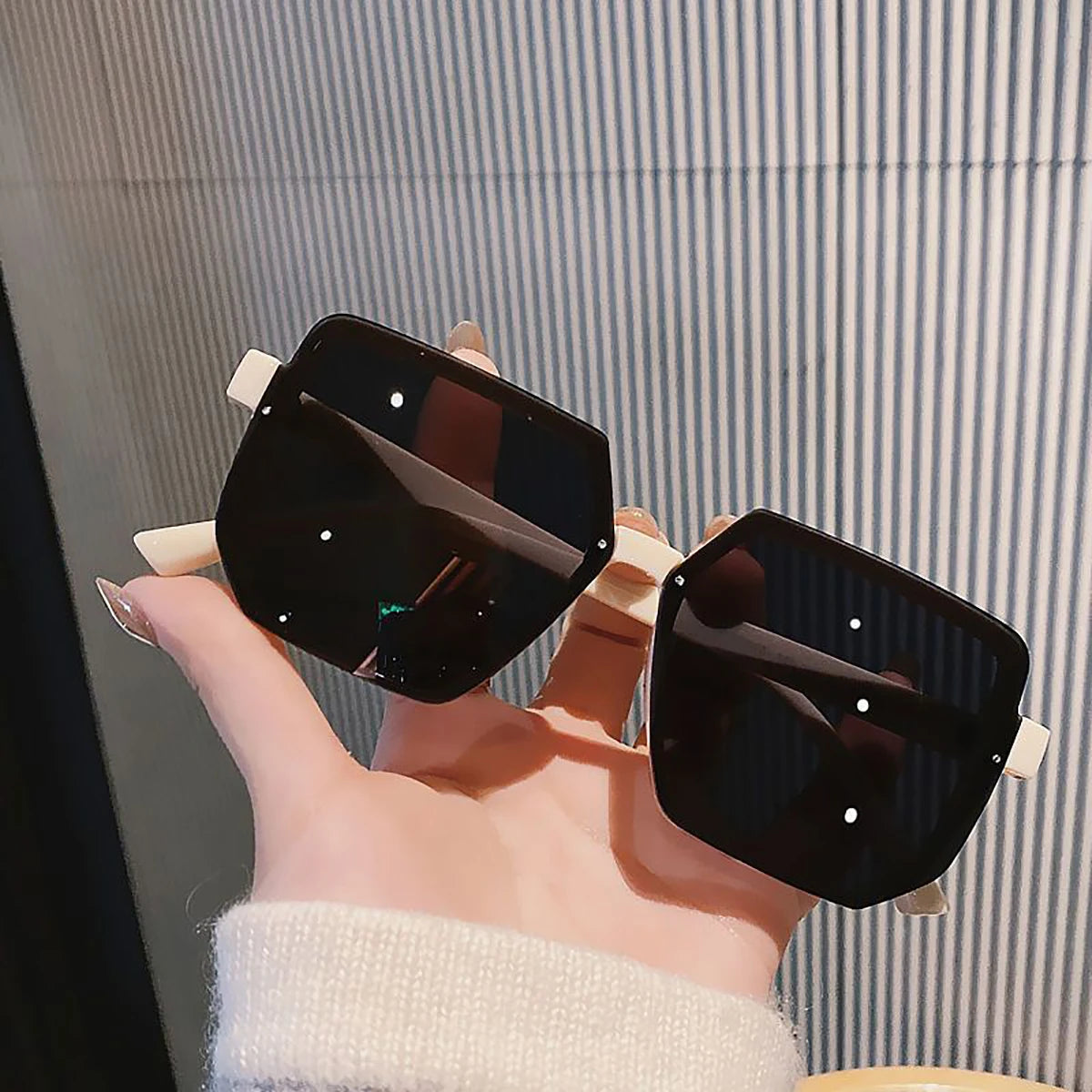 Big Frame Vintage Polygon Sunglasses - Retro Square Goggle Unisex
