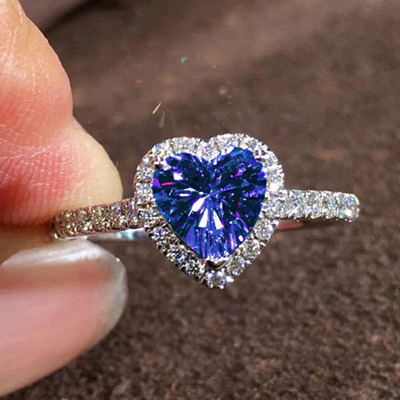 Huitan Luxury Heart Zirconia Finger Ring Female Wedding Band Multiple Colors Crystal Stone Accessories Lady Engagement Jewelry