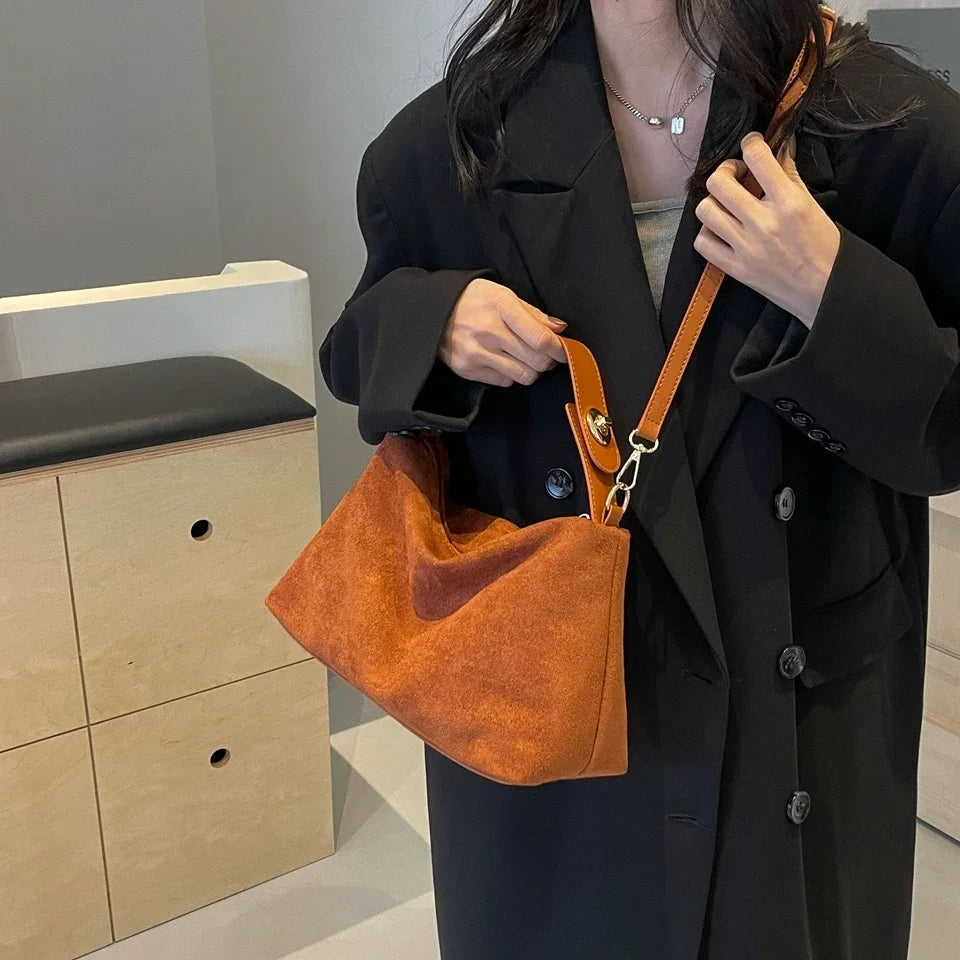 Large Capacity PU 2024 High Quality Shoulder Bag Zipper Solid Popular Fashion Handbag Soft Versatile Commuting Crossbody Bag