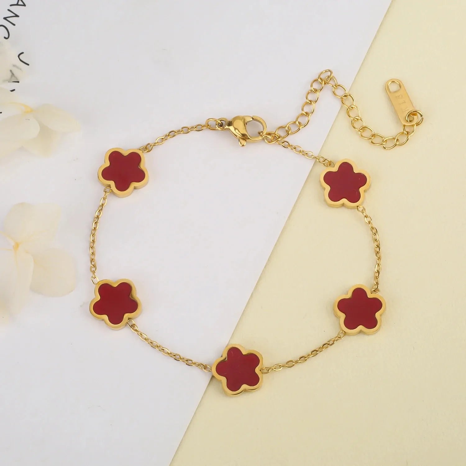 Hot Sale Stainless Steel Plum Blossom Gold Plated Bracelet High Quality Five Leaf Flower Jewelry Simple For Woman Gift Clover