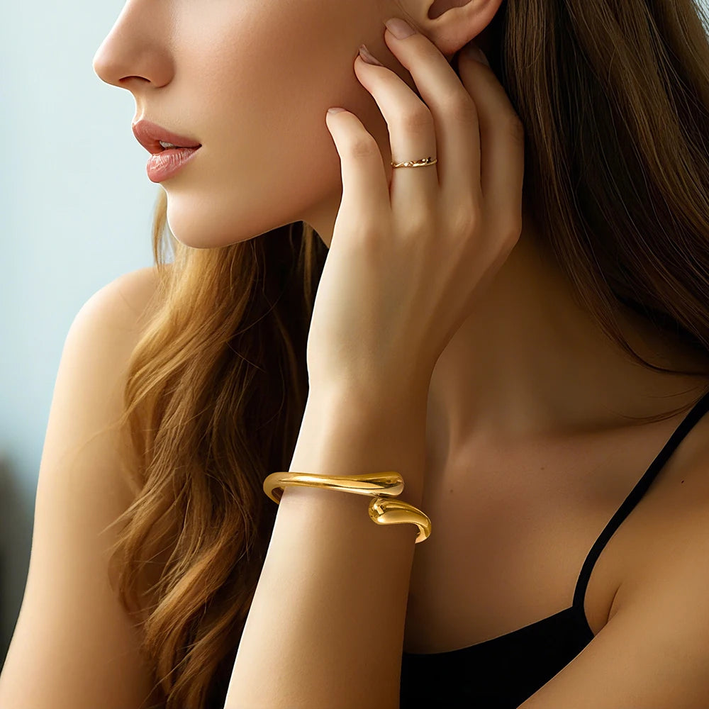 FTCY Chunky Gold Bangles Bracelets for Women Gold Color Charm Waterdrop Spiral Oval Bangle Bracelets Trendy Elegant Jewelry Gift