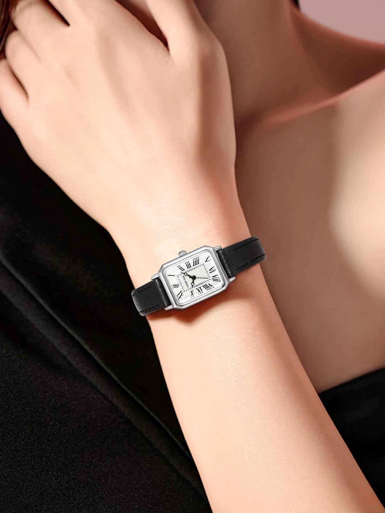 Fashion Rectangle Quartz Wrist Watch for Women Luxury Brand Roman Dial Leather Strap  Ladies Watches Clock