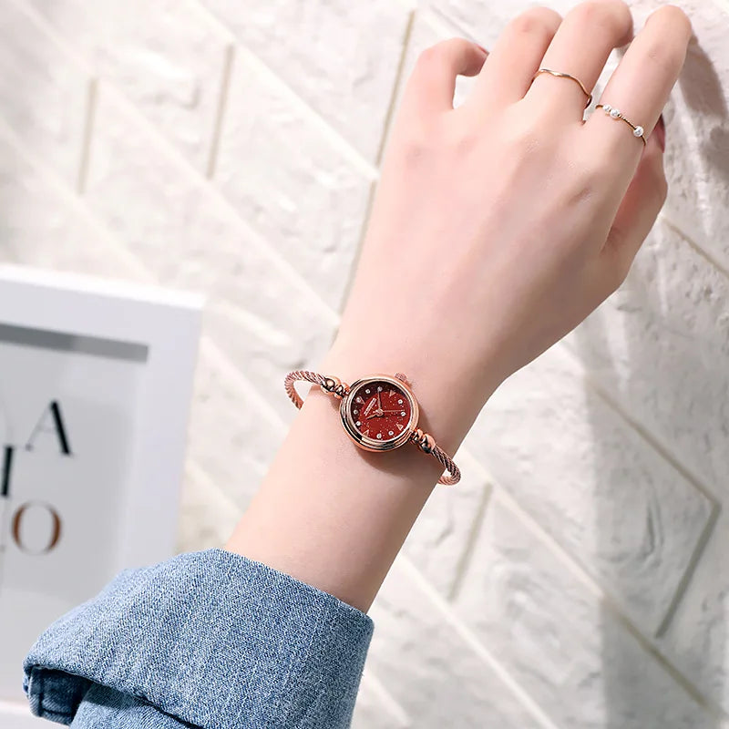 Small Gold Bangle Bracelet Watch - Retro Ladies Quartz Thin Chain