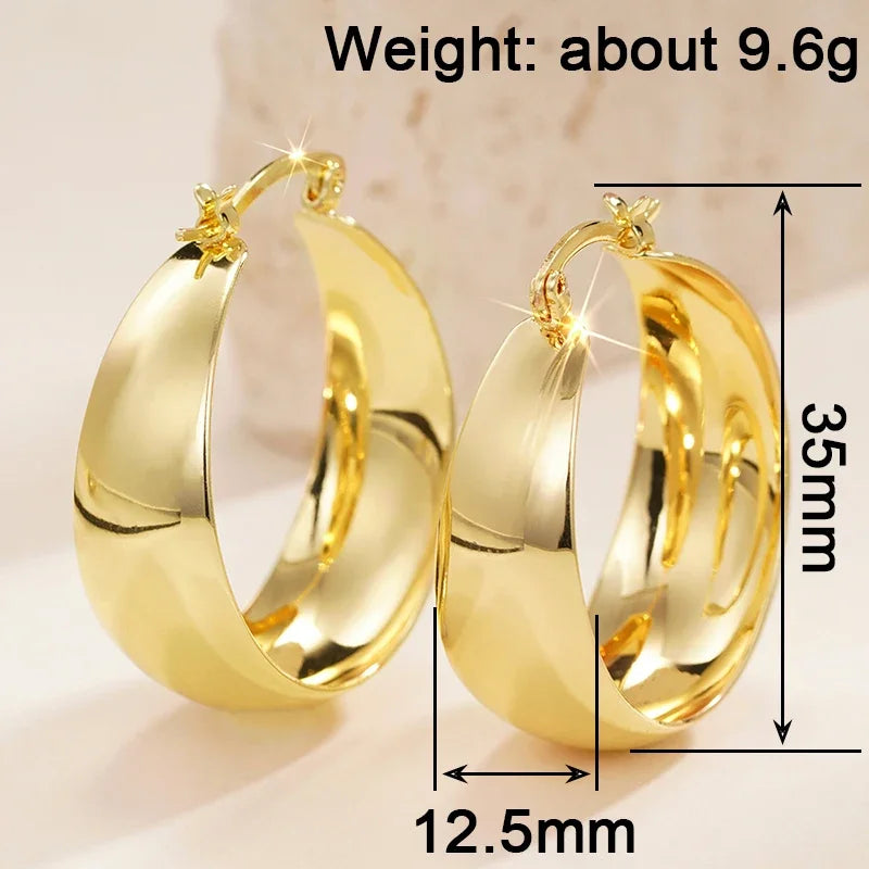 Huitan Luxury Noble Hoop Earrings with Simple Pattern Delicate Graceful Ear Accessories Fashion Charming Chic Jewelry for Party