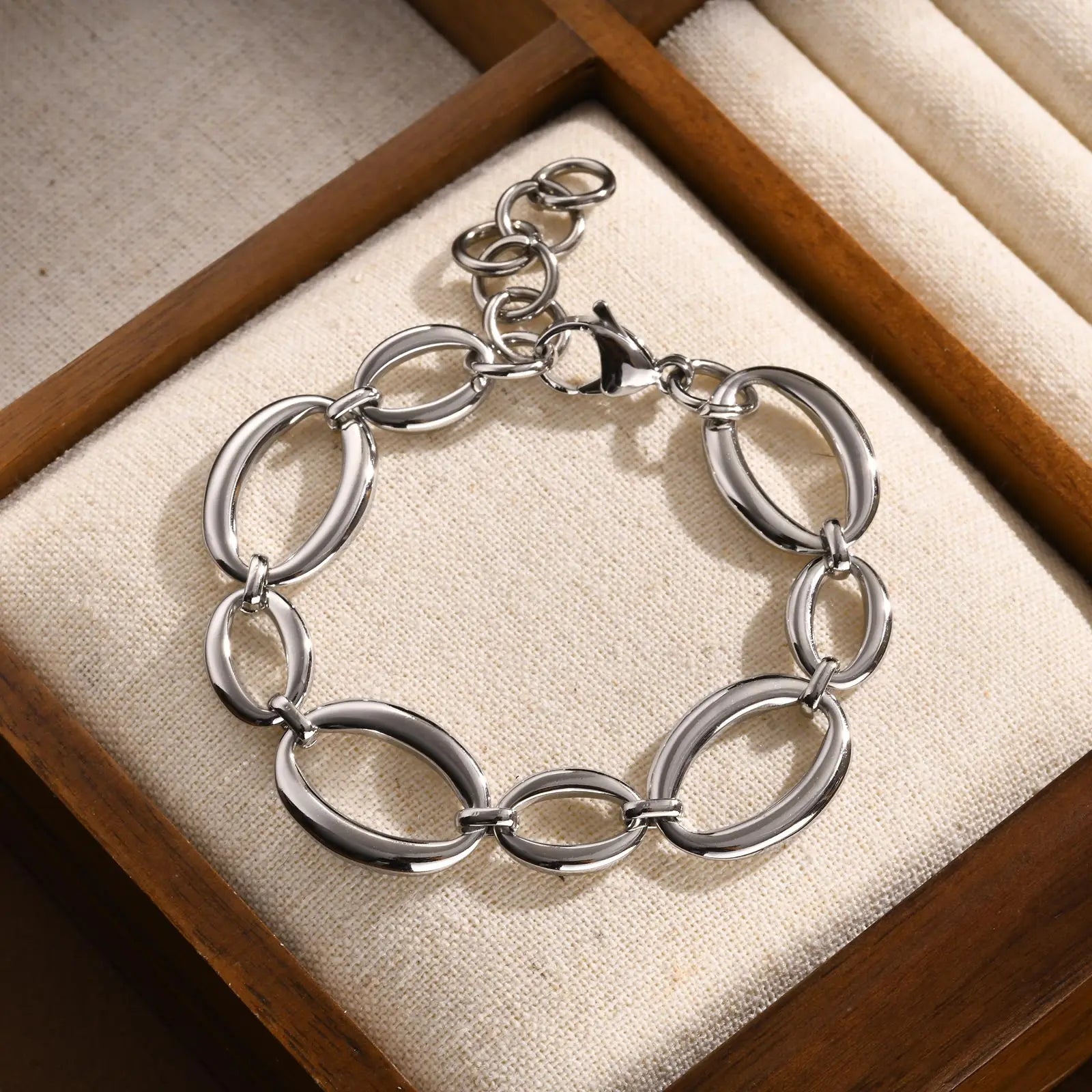 Minimalist Handmade Chain Bracelet for Women,Stainless Steel Oval Bracelets,Trendy Waterproof Jewelry Gift