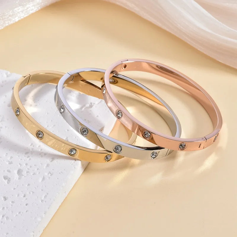 Fashion Design Gold Color Zircon And Cross Nut Nail Bangle Gold & Stainless Steel For Woman Bracelet buckle Classic jewelry