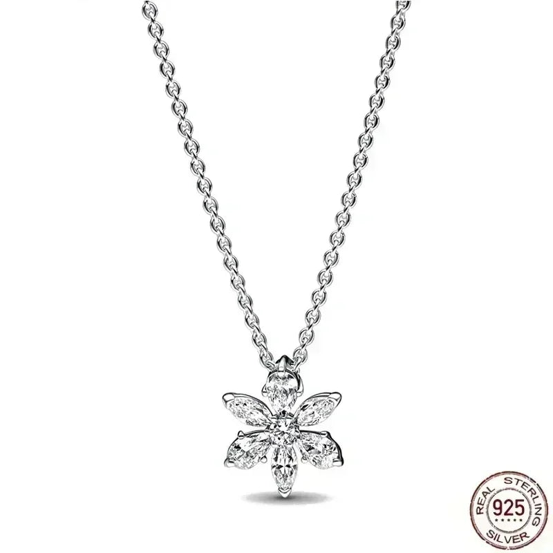 Christmas Birthday Surprise Gifts 925 Sterling Silver Exquisite Shiny Round Heart-shaped Necklace Classic Charm Women's Jewelry