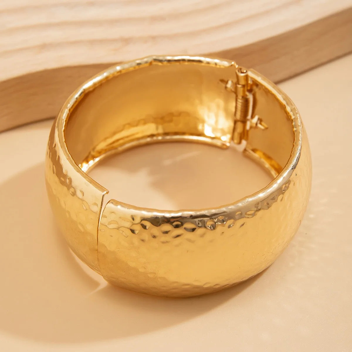 KMVEXO Hiphop Exaggerated Wide Cuff Bangle Manchette Vintage Punk Irregular Glossy Gold Color Bracelet Bangles Women Men Jewelry