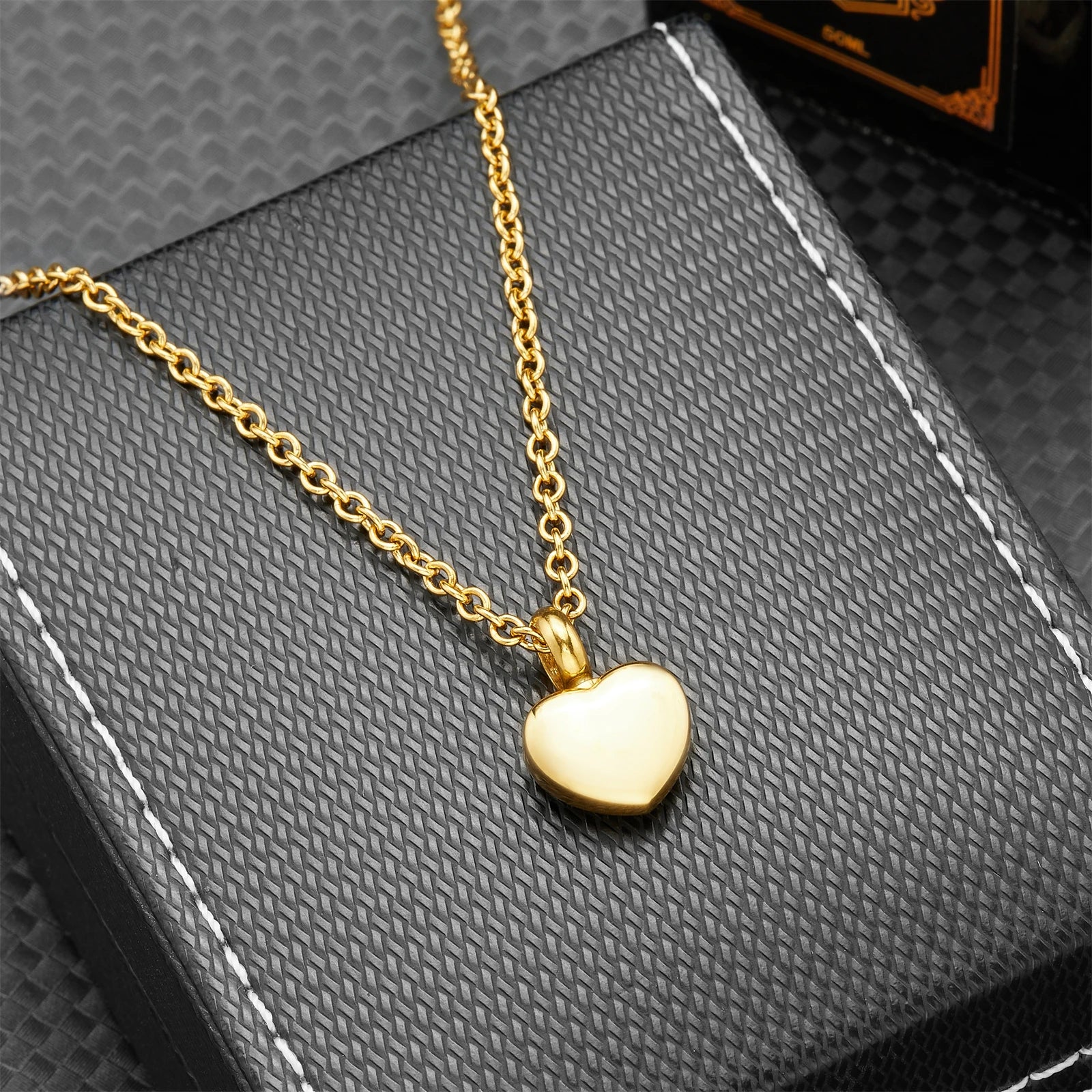 Delicate Heart Memorial Urn Pendant - Stainless Steel Cremation Jewelry for Human Ashes, Eternal Keepsake Necklace for Loved One