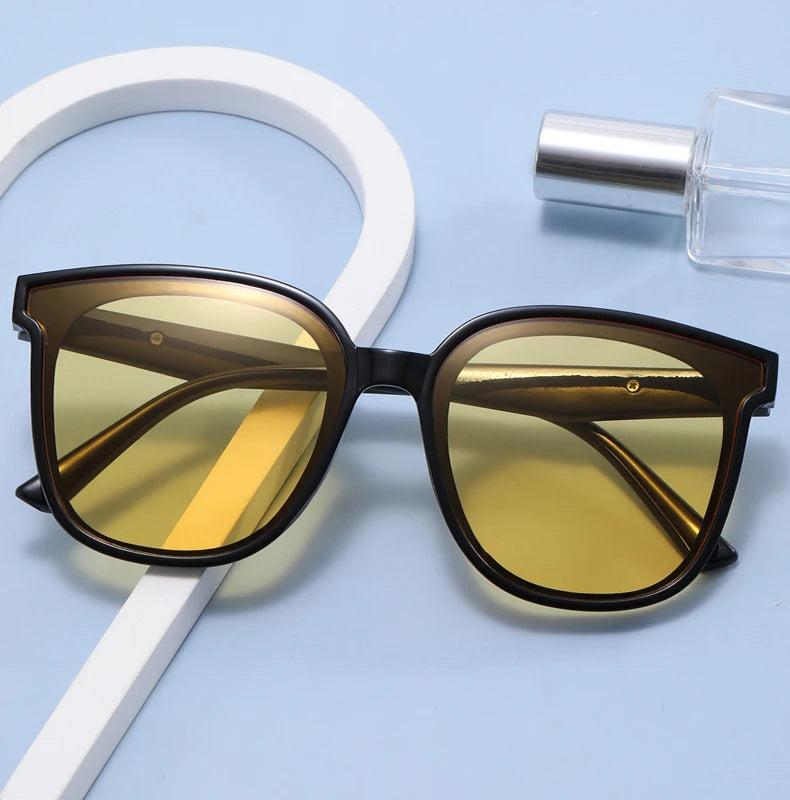 Large Frame Black Face Trimming Sunglasses - Outdoor Travel UV400