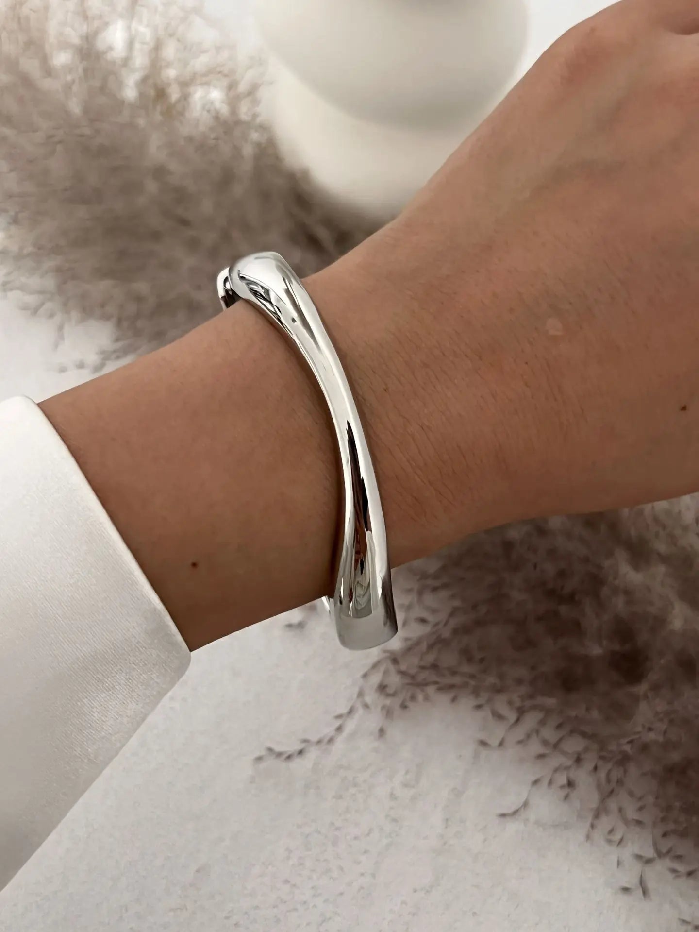 KMVEXO Hiphop Exaggerated Wide Cuff Bangle Manchette Vintage Punk Irregular Glossy Gold Color Bracelet Bangles Women Men Jewelry