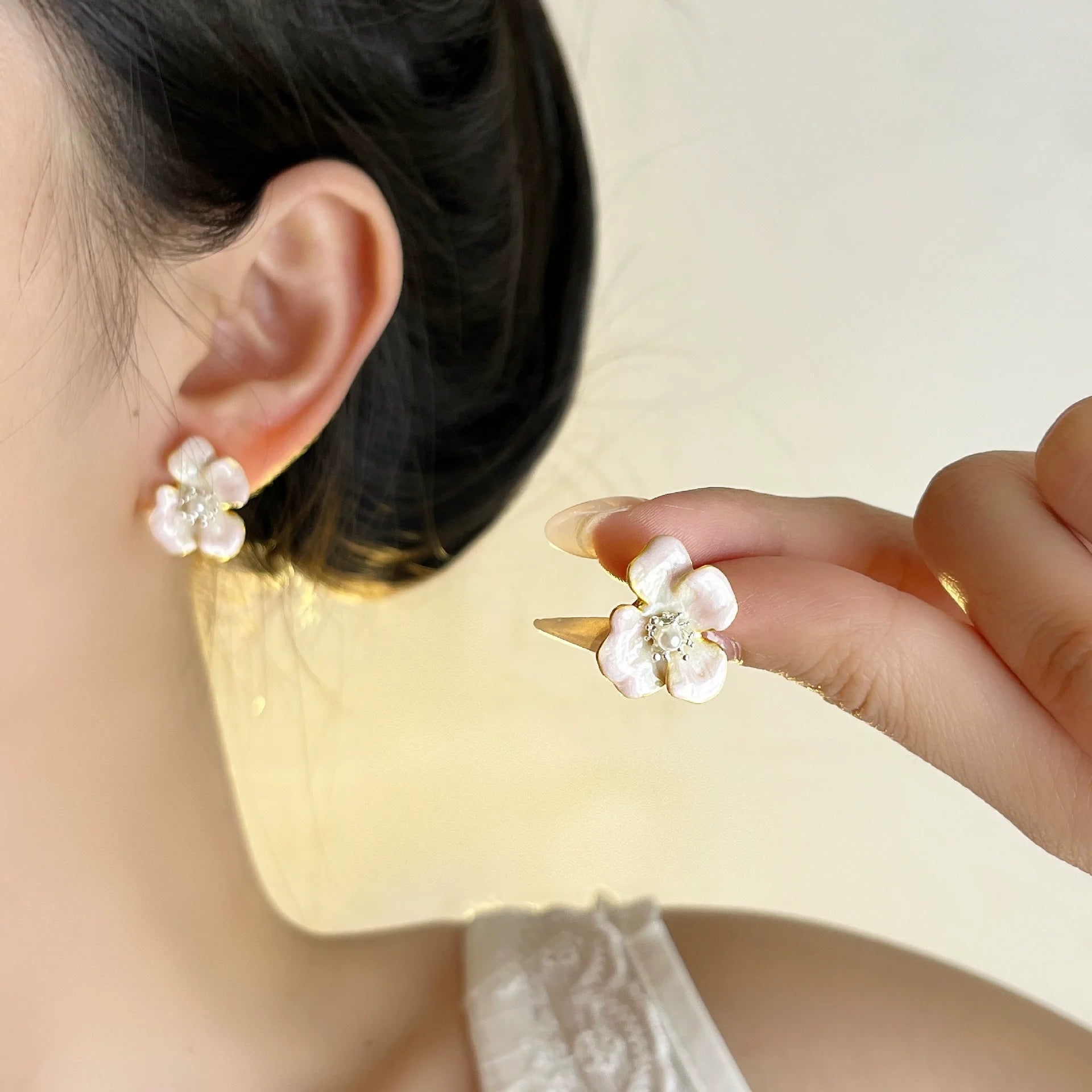 VENTFILLE 925 Sterling Silver Bow Knot Ear Clip for Women Girl Ribbon Design Ballet Style Sweet Jewelry Gift Dropshipping