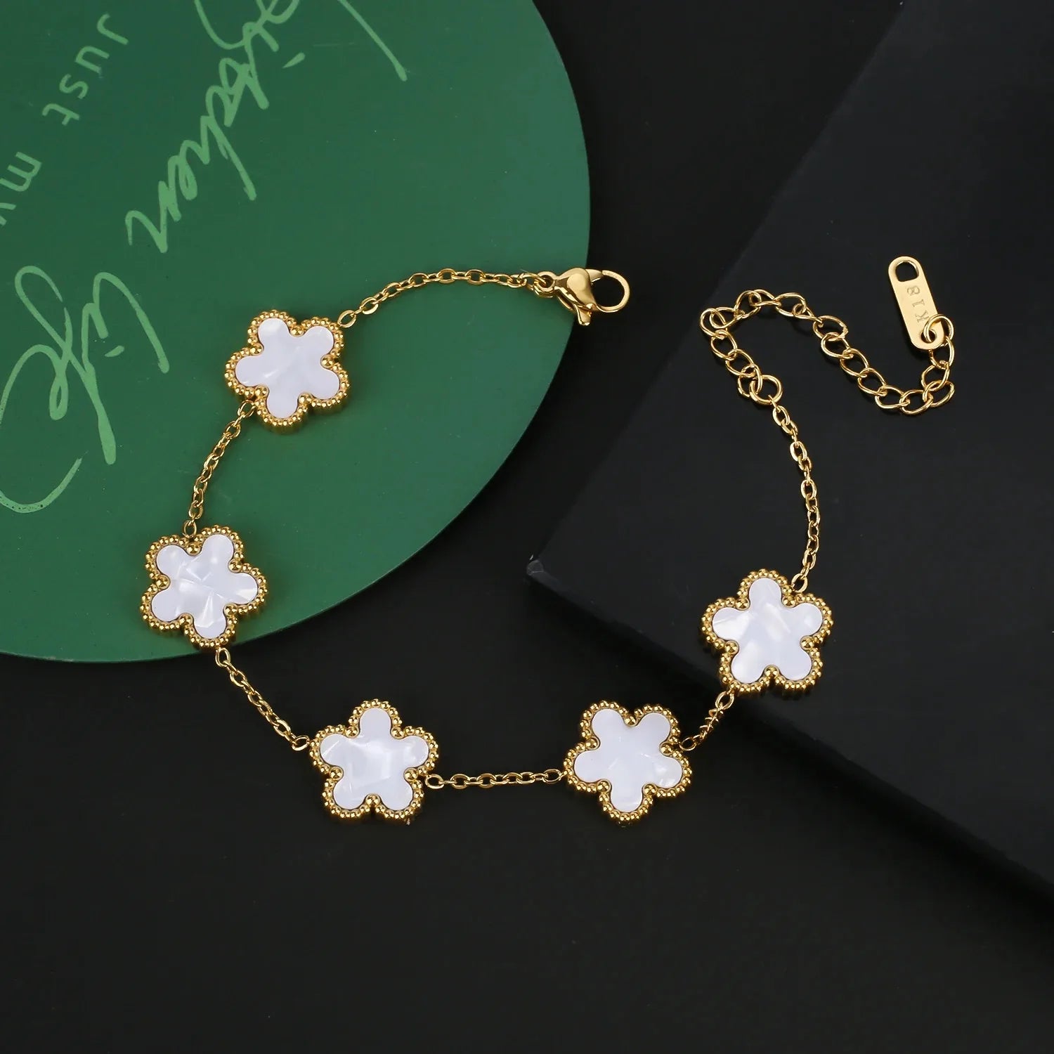 Gold Plated Hot Sale 316L Stainless Steel Plant Five Leaf Flower Bracelet Classic For Woman New Fashion Party Jewelry Clover