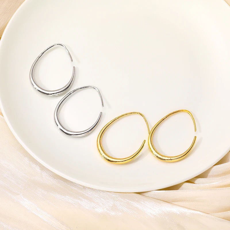 Hot Sale Geometric Oval Hoop Earrings for Women Simple Desgin Earrings Party Wedding Fashion Jewelry Accessories 2024