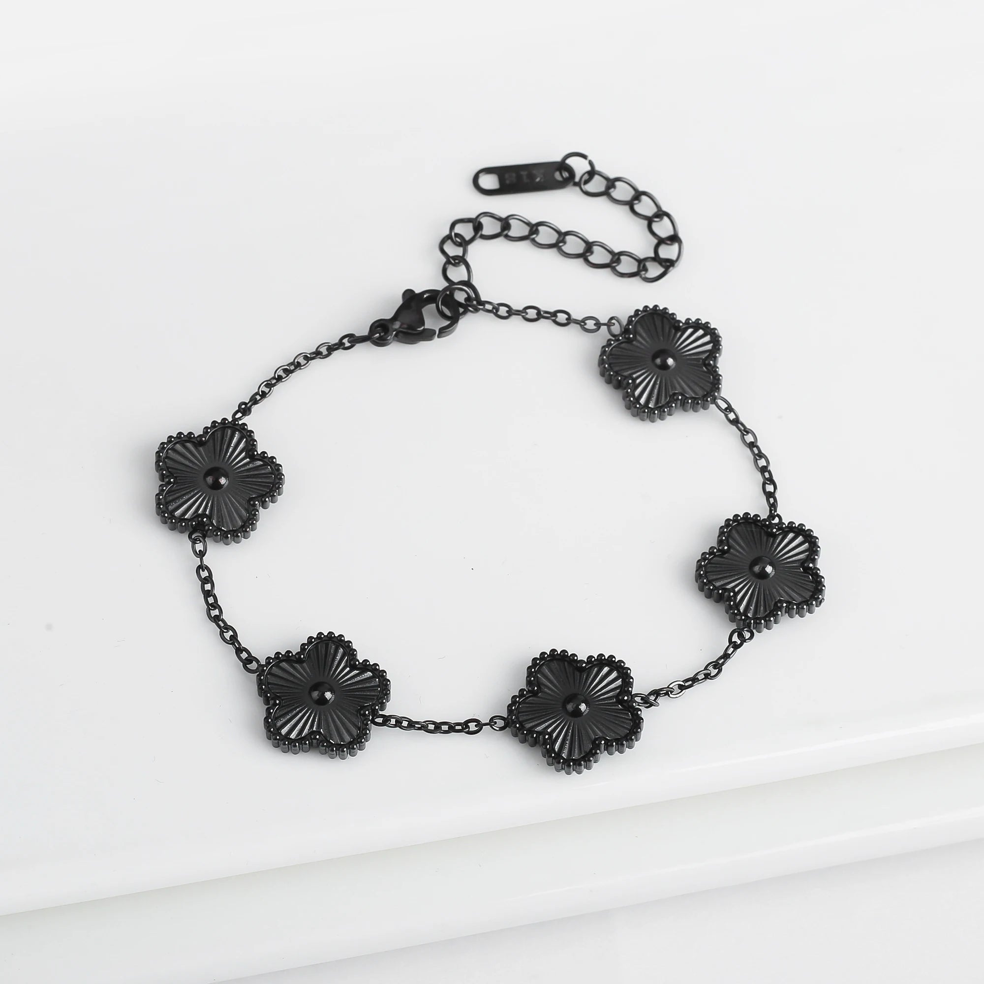 Gold Plated Hot Sale 316L Stainless Steel Plant Five Leaf Flower Bracelet Classic For Woman New Fashion Party Jewelry Clover