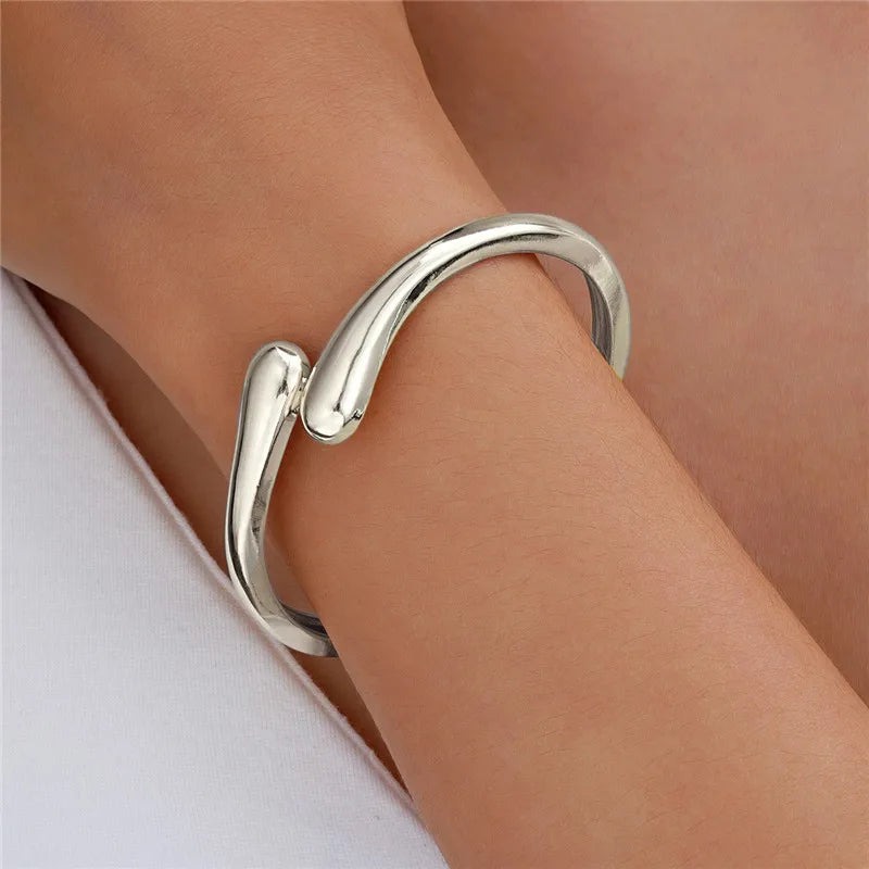 Wide Metal Bangle Ring for Women Gold and Silver Color Chunky Waterdrop Open Wrist Cuff Thick Irregular Twisted Bracelet Jewelry