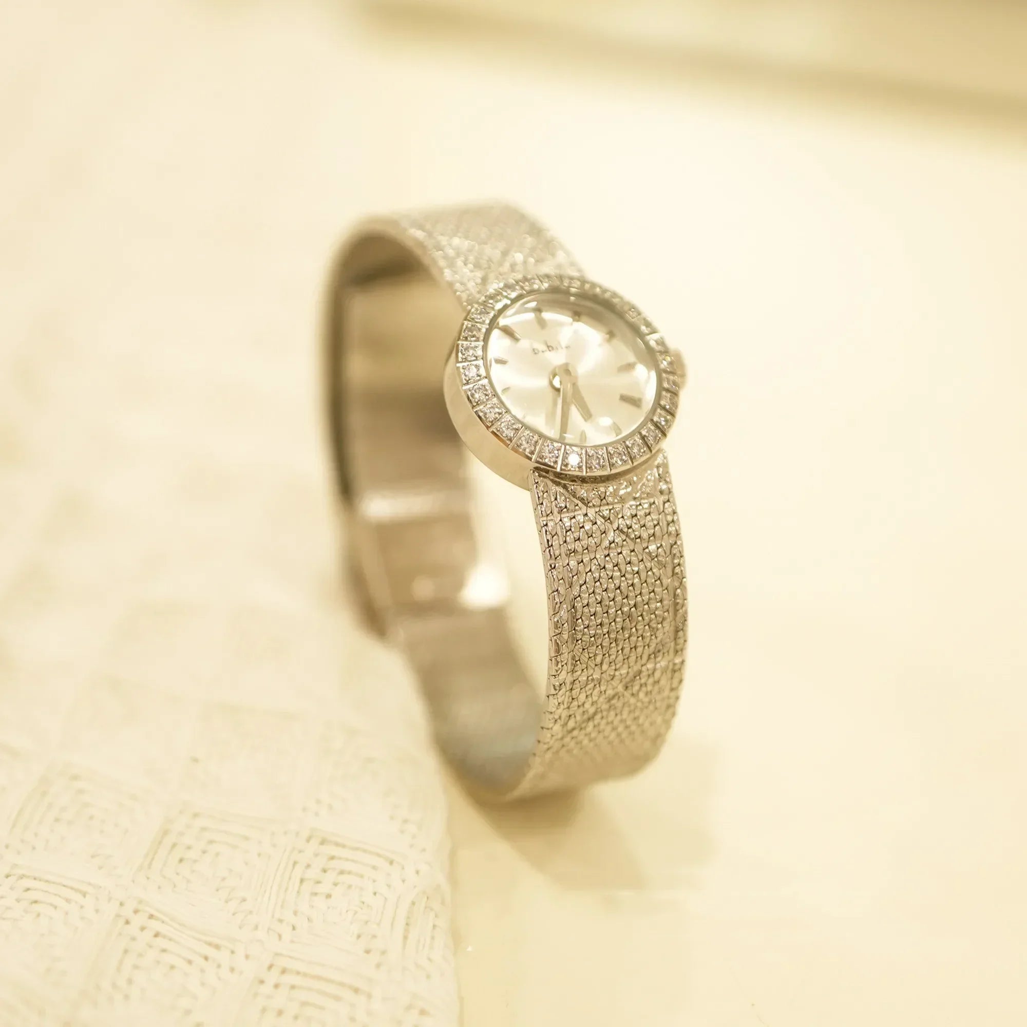 Vintage Small  Dial  Women's Wistwatch Diamond Retro Luxury Elegant  Gifts for Women Brass Band 24K Gold Plated High Quality