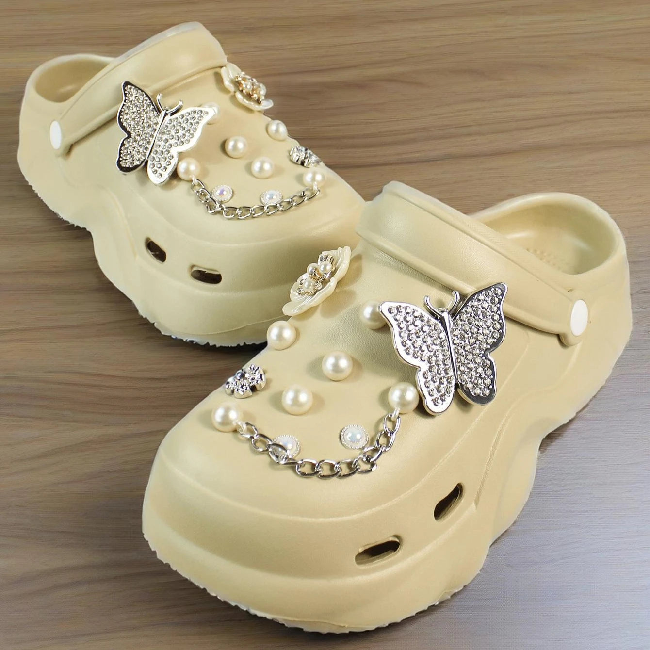 Women's DIY Silver Butterfly-Knot Clogs - Multi-Season Fashion Garden Shoes