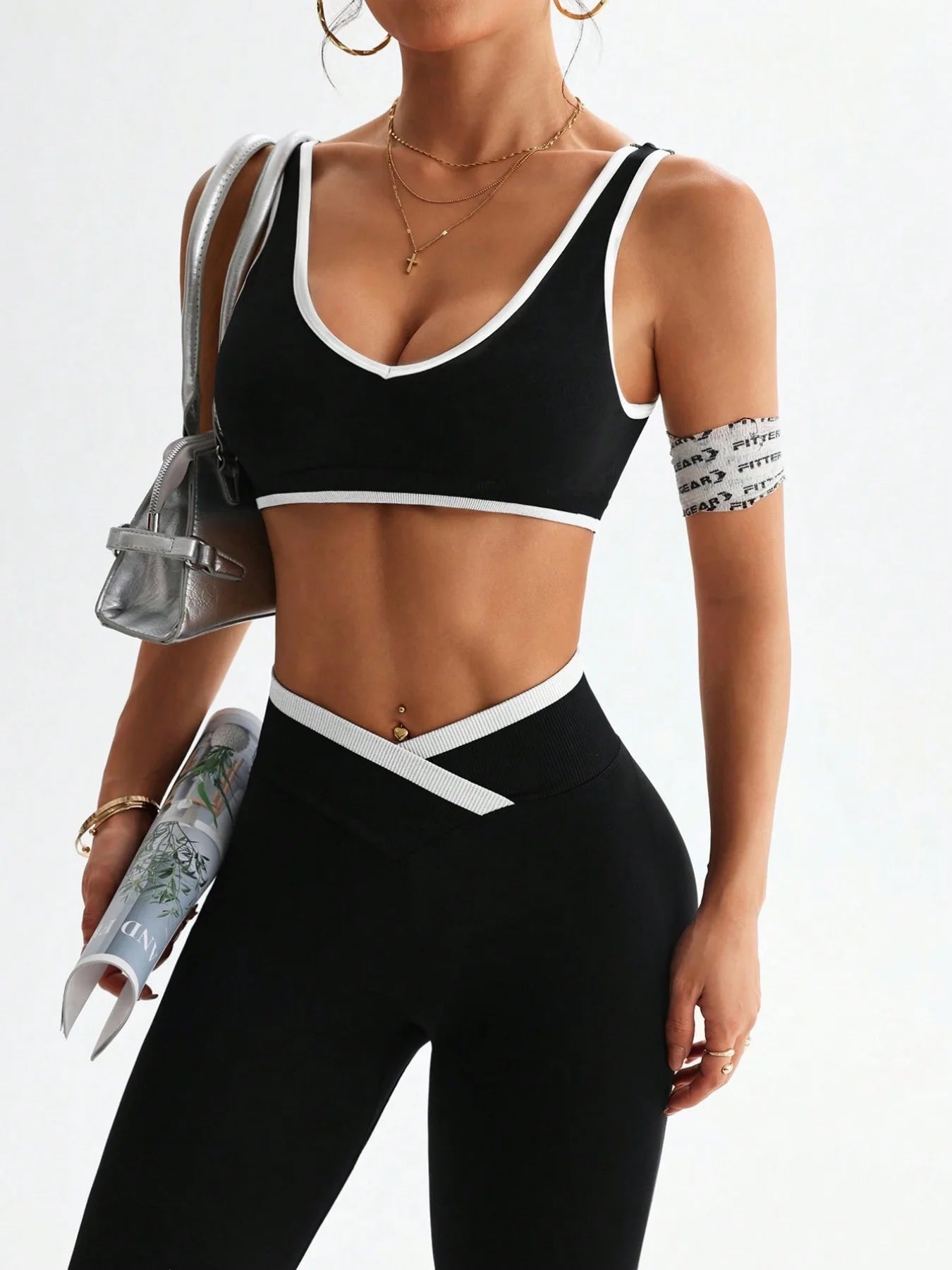 Color Blocking Sports Set - Shockproof Yoga Tummy Control Fitness