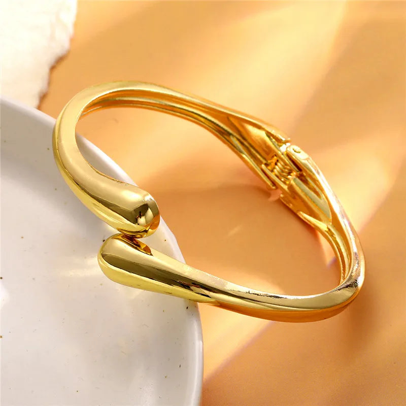 Wide Metal Bangle Ring for Women Gold and Silver Color Chunky Waterdrop Open Wrist Cuff Thick Irregular Twisted Bracelet Jewelry
