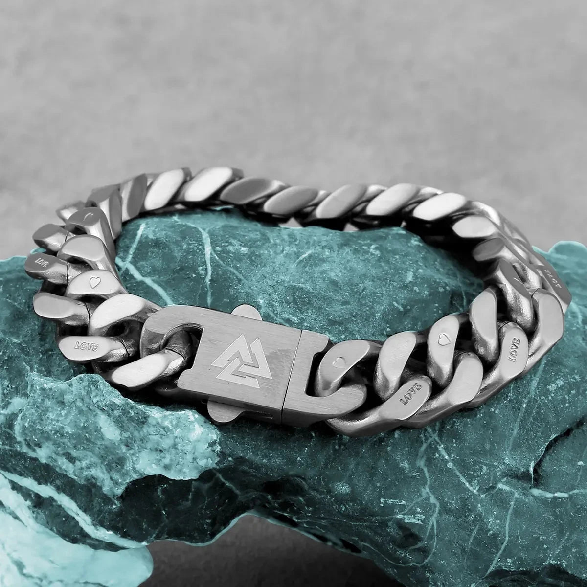 Stainless Steel Thick Cuban Chain Bracelet Men's Nordic Valknut Rune Amulet Bangle Biker Punk Hip Hop Carved Cross Heart Jewelry