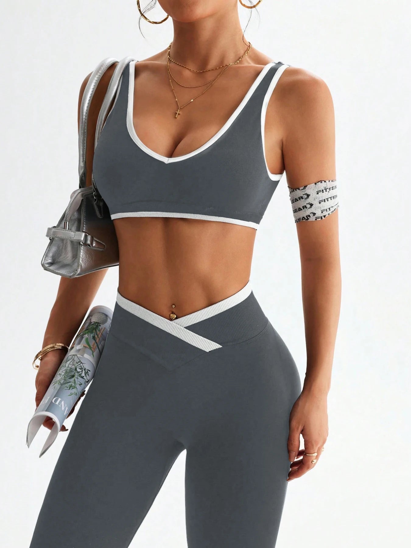 Color Blocking Sports Set - Shockproof Yoga Tummy Control Fitness