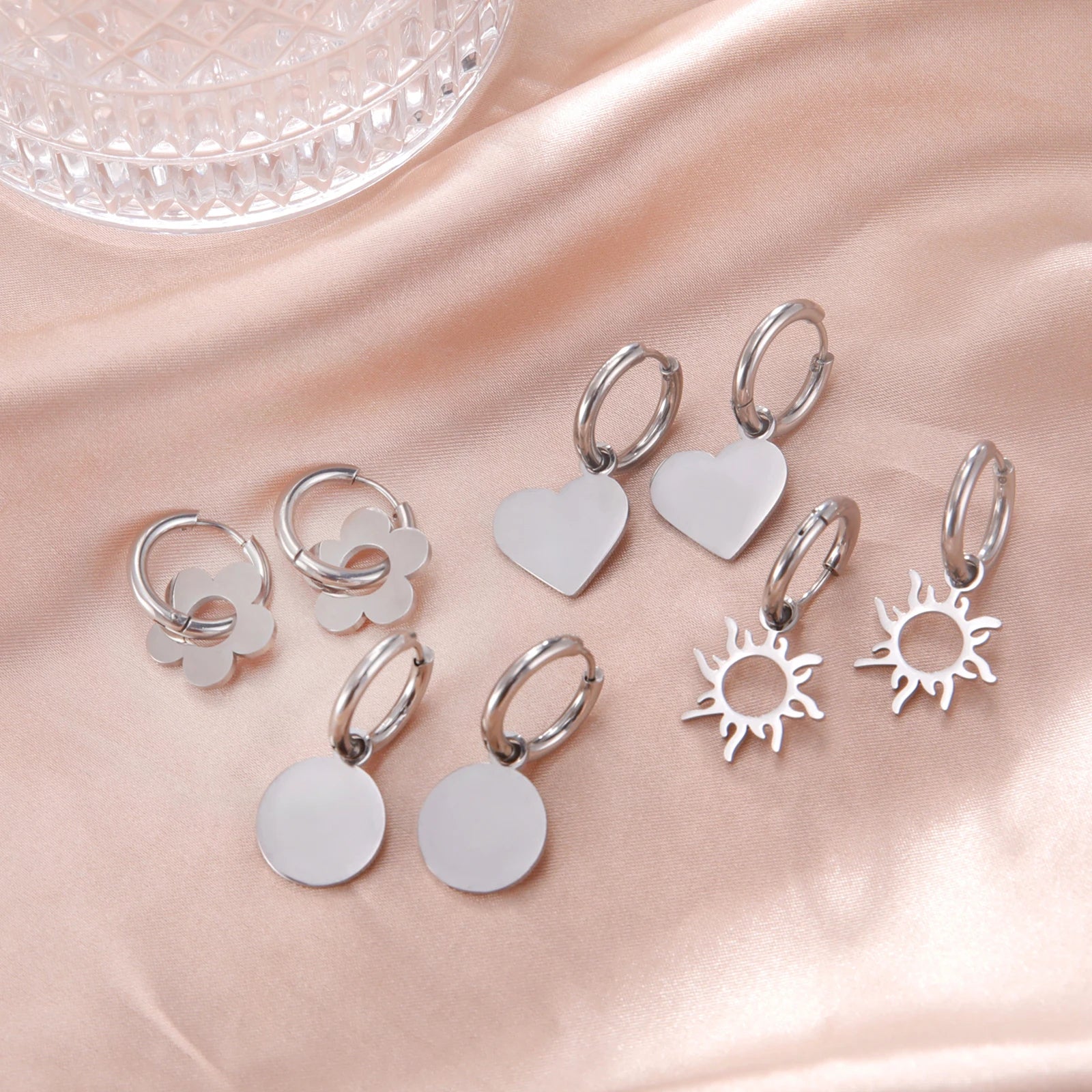 Lucktune Flower Clover Heart Drop Earrings Women Stainless Steel Star Sun Geometry Earrings 2025 New Fashion Kpop Jewelry Gift