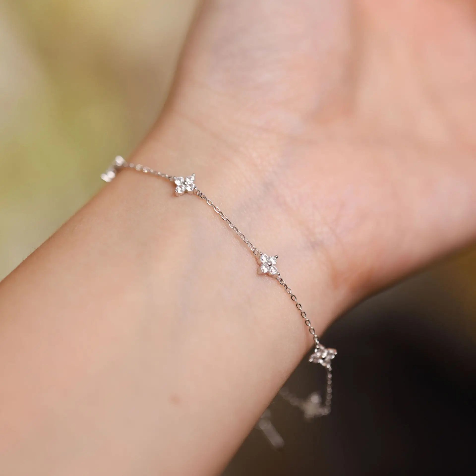 18K Gold Four Leaf Clover Jewelry Set - Necklace Bracelet Earrings Women
