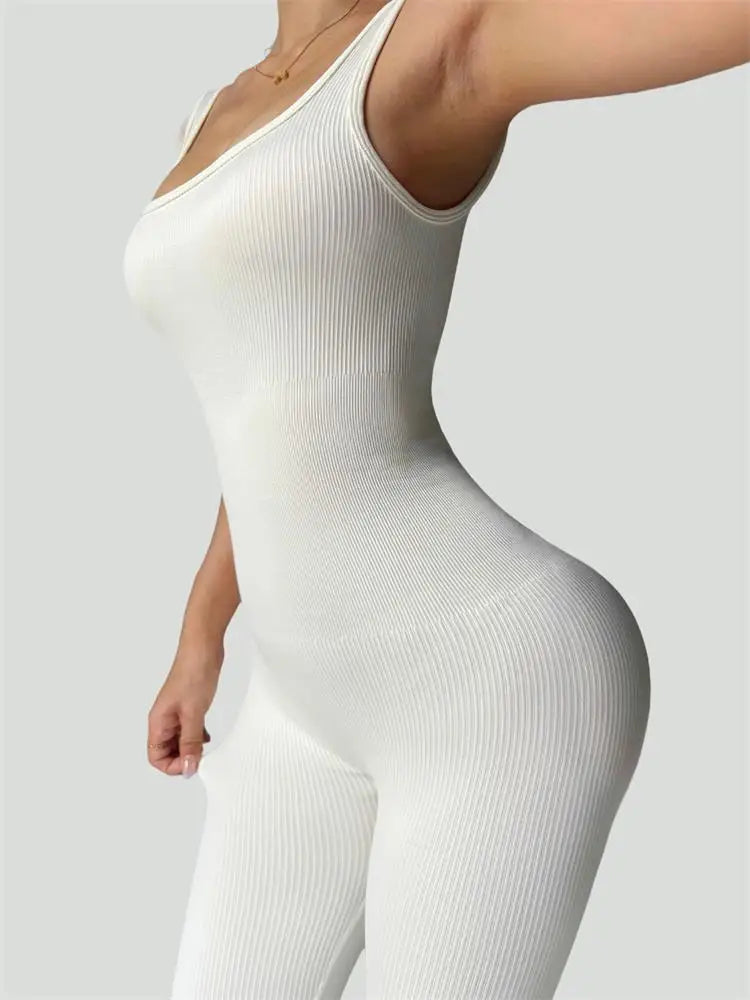 Outdoor quick-drying yoga wear for sports, women's yoga cycling, running and fitness set, solid-color yoga jumpsuit